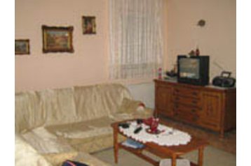 Serbija Privát Apatin, Eksterjers